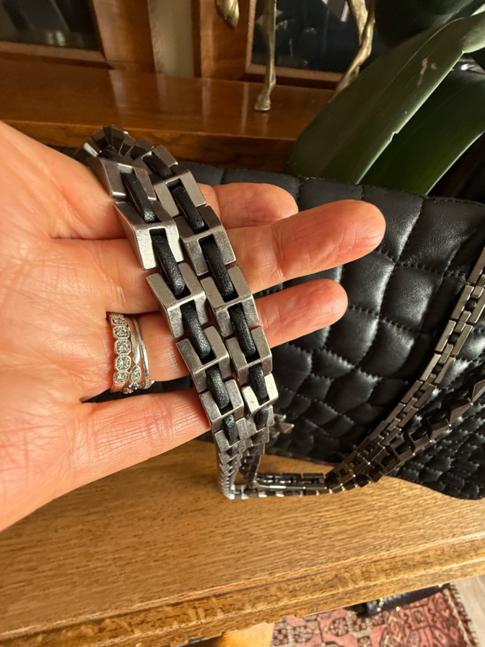 🩷❤️Stunning Lanvin Quilted Lambskin Leather Maxi XL Single Flap Bag❤️🩷 - Picture 15 of 15